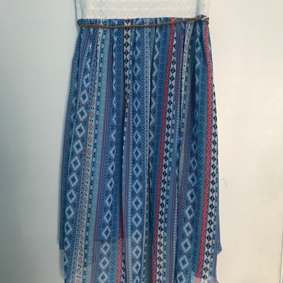 Girls dress - Picture 4 of 4